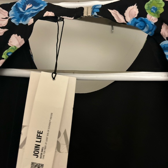 Open-Back Zara floral dress - Picture 4 of 5